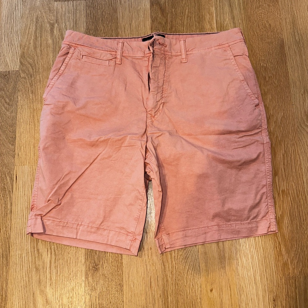 American Eagle Outfitters Coral Flat Front Shorts